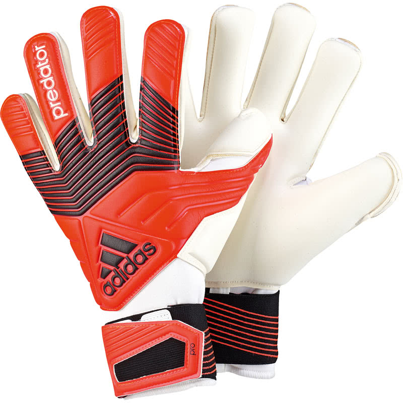 sencillo Ortodoxo agenda Adidas Predator Pro Classic 2014/15 | El Mundo del Portero