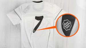 Nummern mit eigenem Logo darin