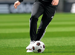 Adidas Condivo 12 Trainingshose online finde Die Adidas Trainingshose Condivo 12 als Sportartikel kaufen