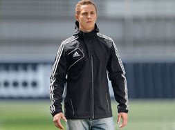 Adidas Condivo 12 Travel Jacket online finde Die Adidas Condivo 12 Travel Jacke als Sportbekleidung kaufen