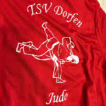 Die Karate Trainingsanzüge mit TSV Dorfen Judo Logo