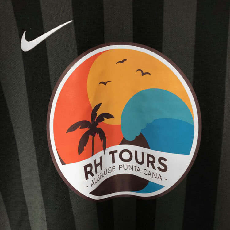 Firmen T-Shirts und Trikots mit RH Tours Logo