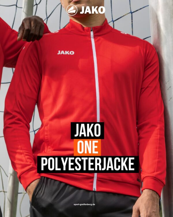 Die Jako Polyesterjacke One (9300) in rot für den Jako One Trainingsanzug und Polyesteranzug