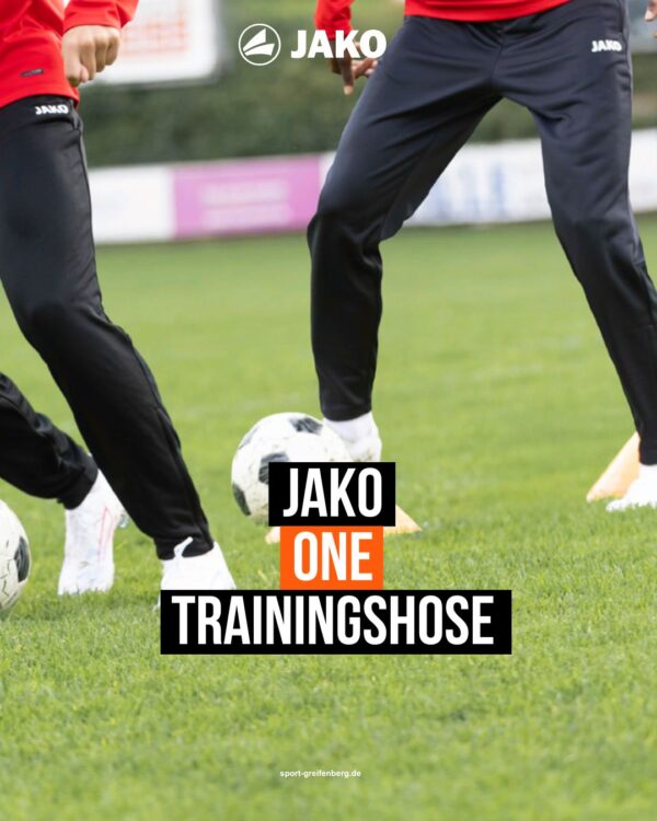 Es gibt die Jako One Trainingshose (8400) und die Präsentationshose (Webhose) sowie Jako Polyesterhose One (9200)