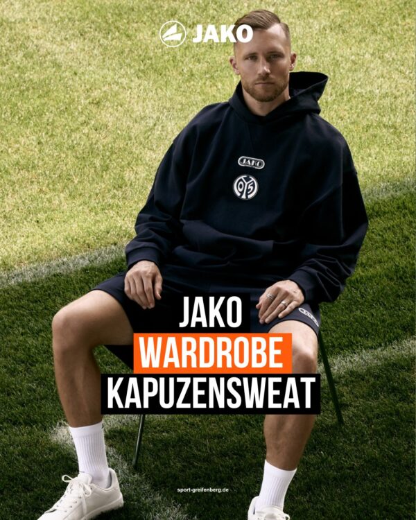 Das Jako Wardrobe Kapuzensweat (6761) für ein Lifestyle Teamoutfit