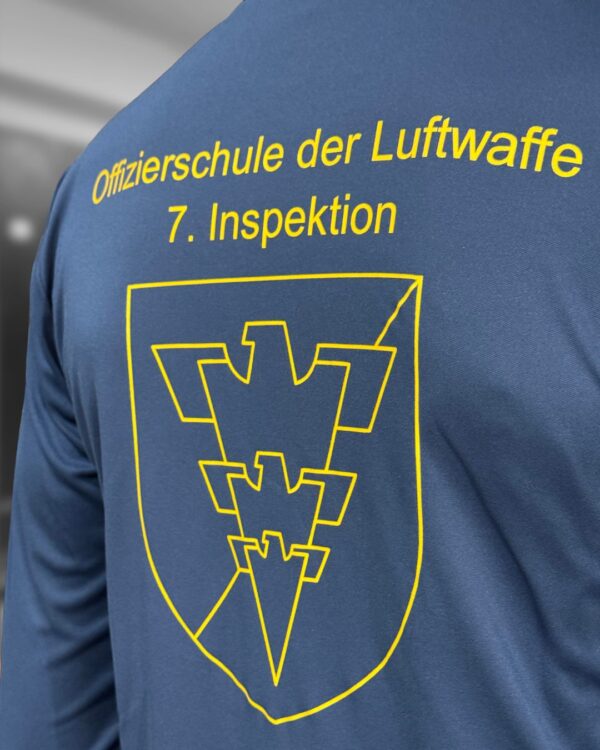 Logo Druck auf den Bundeswehr Trainingsjacken in gelb