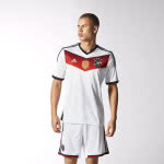 Deutschland Trikot mit 4 Sterne Brust und FIFA World Champion Logo