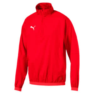 Der Puma Liga Windbreaker als Regenjacke