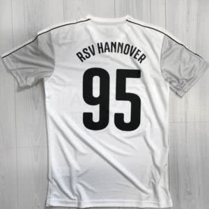 Die RSV Hannover Trikots mit Nummern und Vereinsnamen