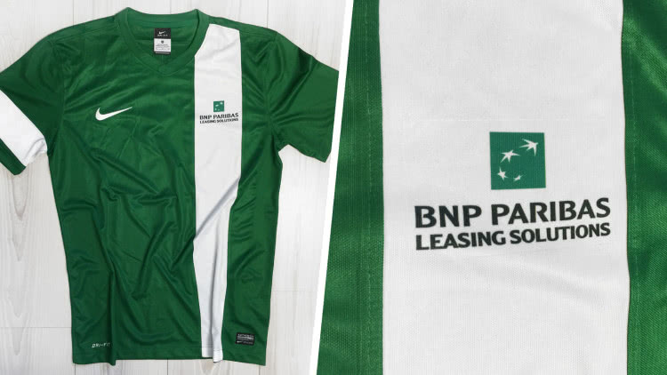 Firmenmannschaft Trikot mit Druck der BNP Paribas Bank