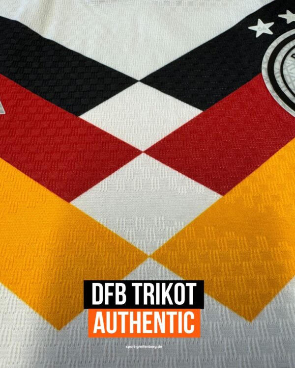 Das adidas DFB Authentic Trikot 2026 - mit ClimaCool+