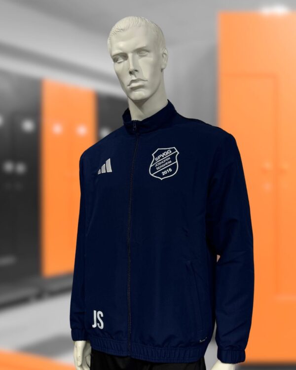 dunkelblaue adidas Entrada 26 Präsentationsjacken mit Bedruckung Vereinslogo auf der Brust