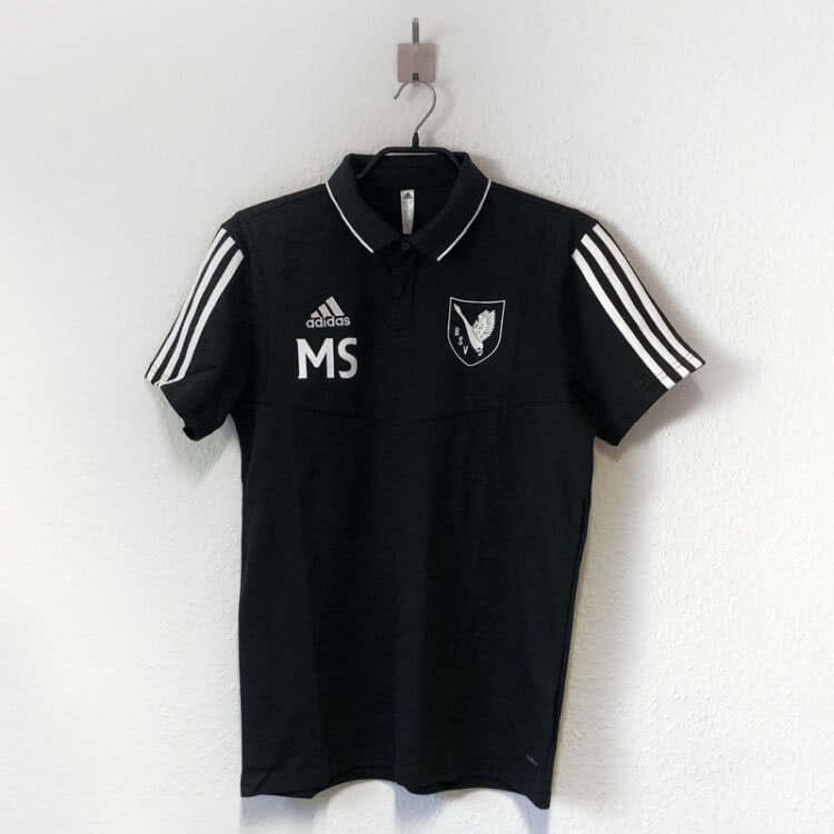 Die adidas Poloshirts incl. Vereinslogo Bedruckung