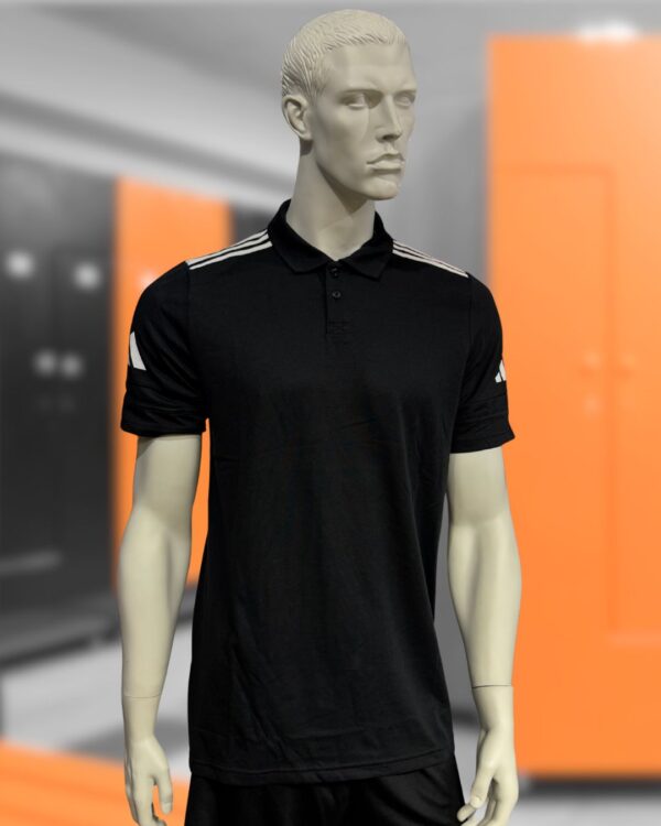 adidas Referee Polo Shirt der Squadra Linie mit Logo auf dem Ärmel