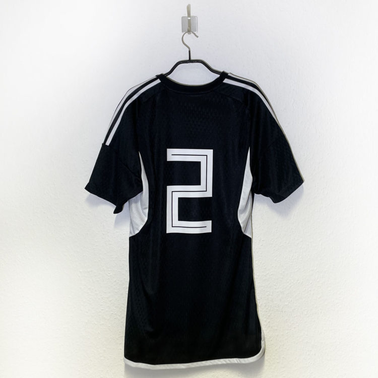 Rückennummern auf den adidas Tiro 23 Matchday Jerseys