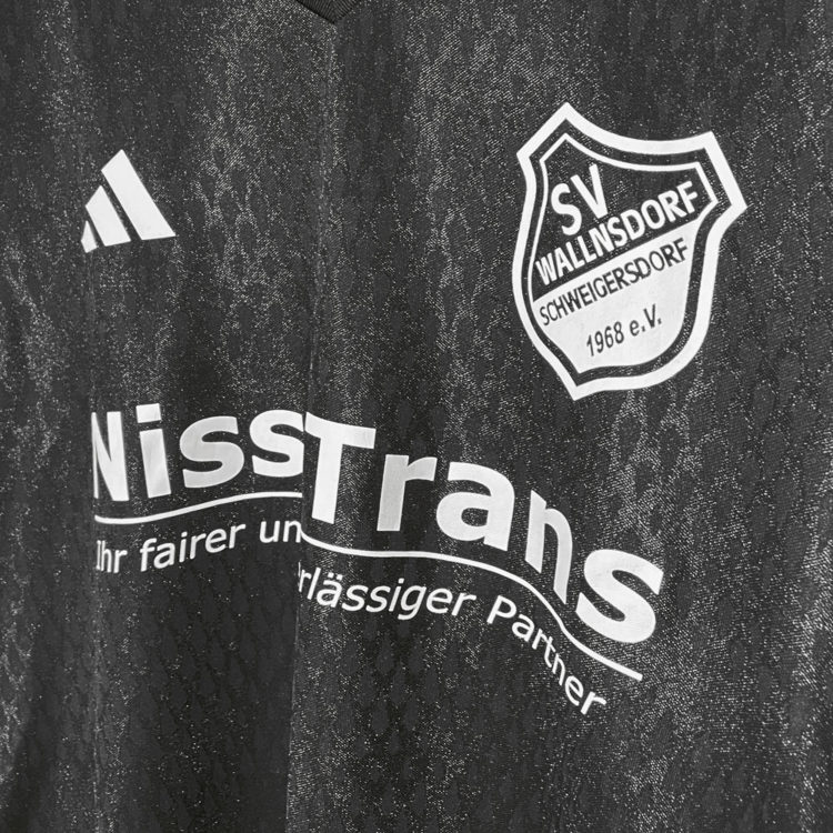 schwarze adidas Tiro Matchday Jersey mit weißer Sponsor