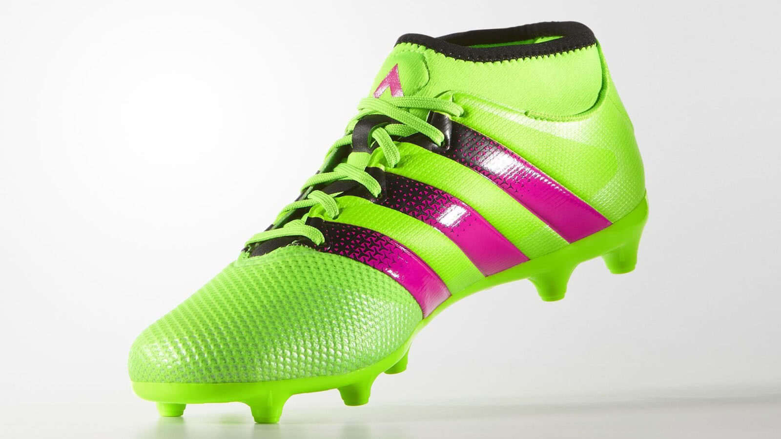 Fußballschuhe günstig bestellen