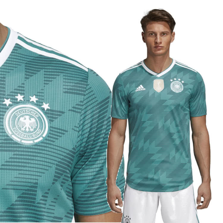 das adidas DFB Away Trikot 2018/2019 als Fan Trikot