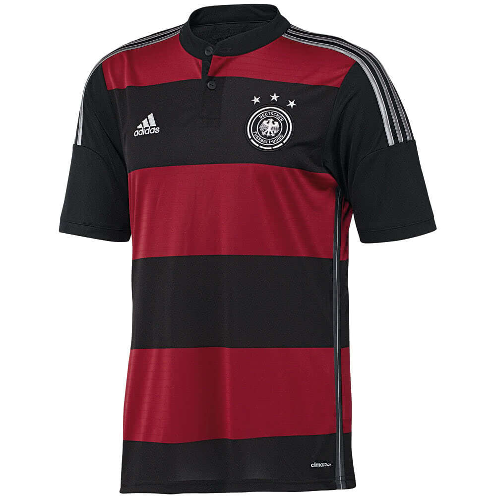 Das DFB Auswärtstrikot der Nationalmannschaft für die WM 2014 ...