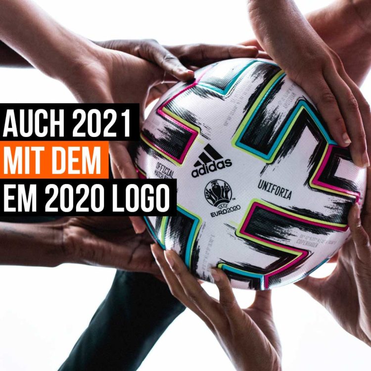 Der adidas EM 2021 Ball mit Em 2020 Logo