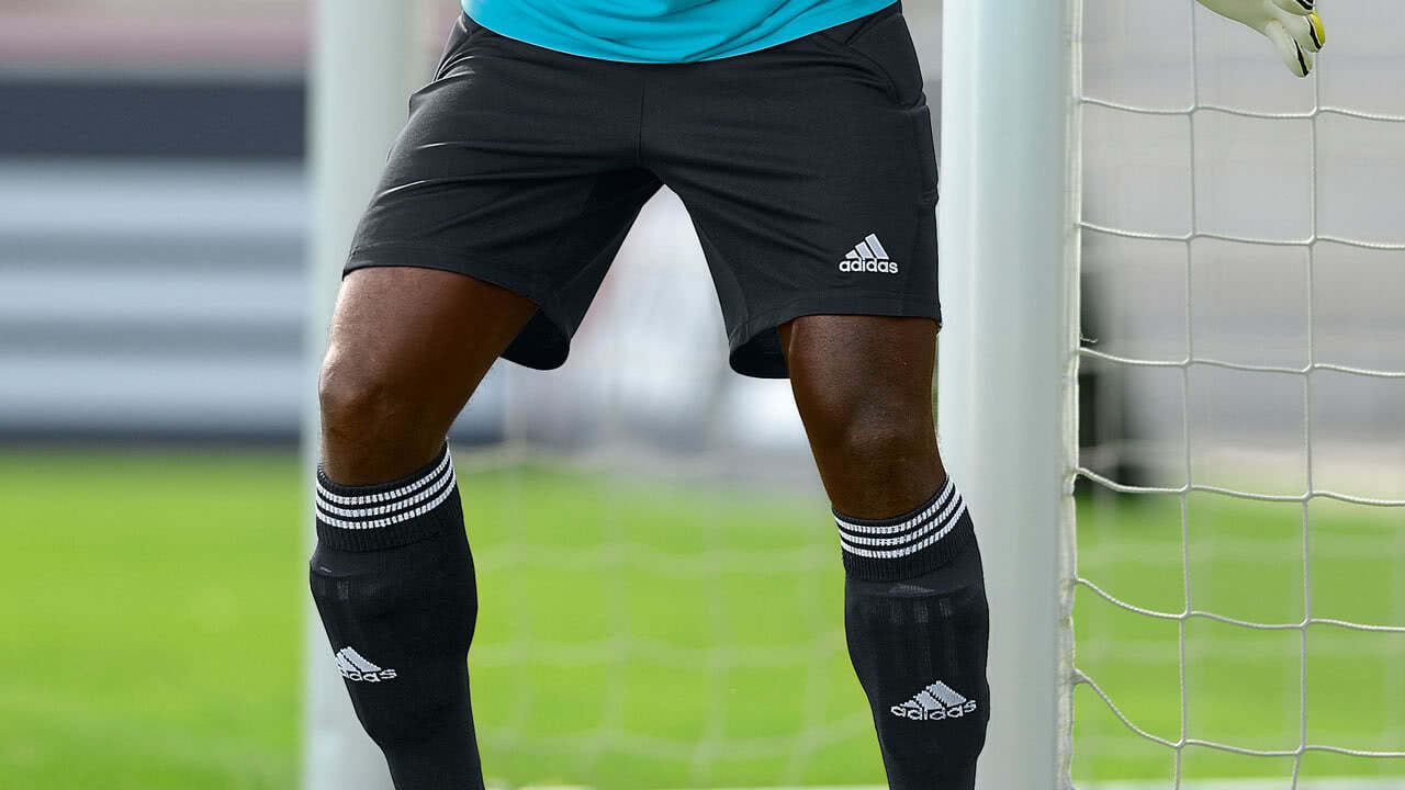Adidas Fussball Teamwear 2013 2014 Sportartikel und Adidas Fussball Teamwear 2013 2014 Sportartikel und