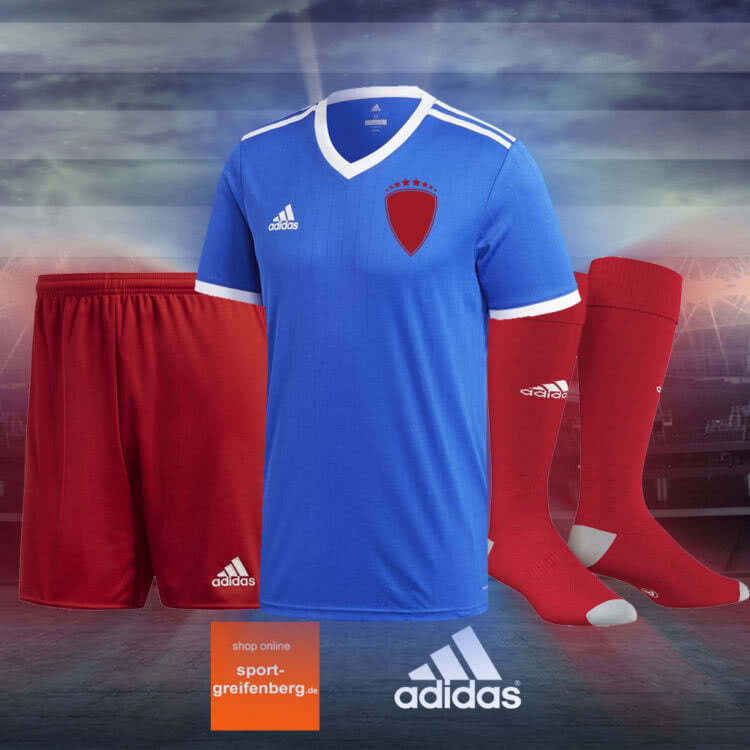Der adidas trikotsatz Tabela 18 blau rot rot mit Trikot Hose und Stutzen
