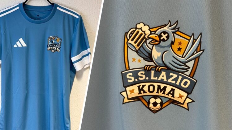 hellblaue adidas Trikots für das Freizeitteam mit Druck