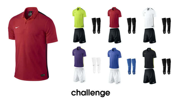 Der Nike Trikotsatz Challenge mit Trikot Hose Stutzen