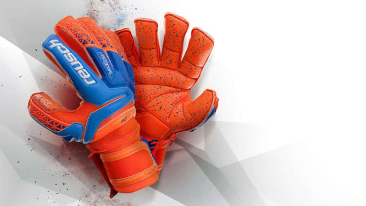 Die Reusch Prisma Supreme G2 Fusion Torwarthandschuhe mit Ortho Tec