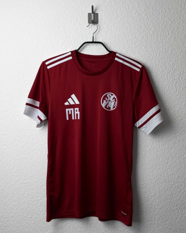 roter adidas Trikotsatz mit Druck in weiß