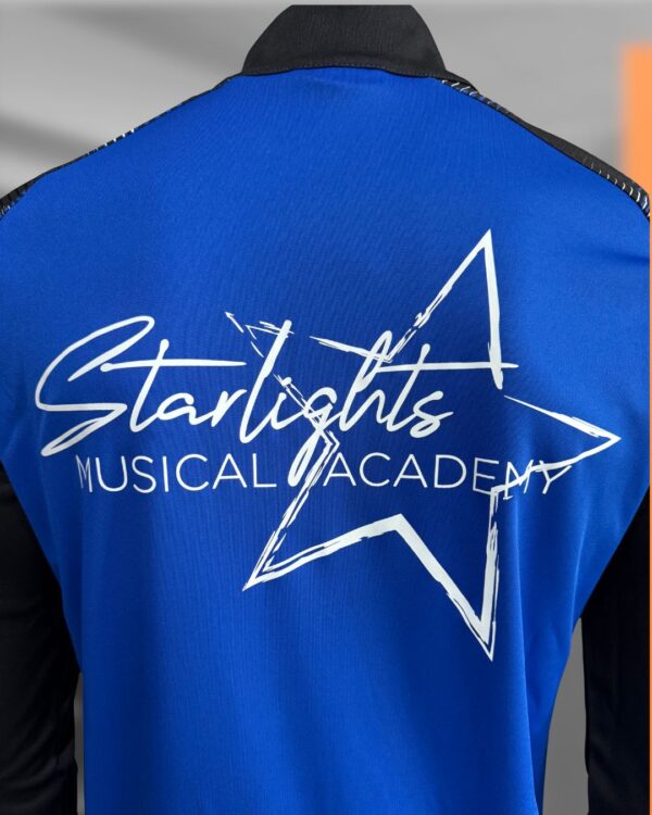 das Starlight Logo als Bedruckung auf den Trainingsjacken