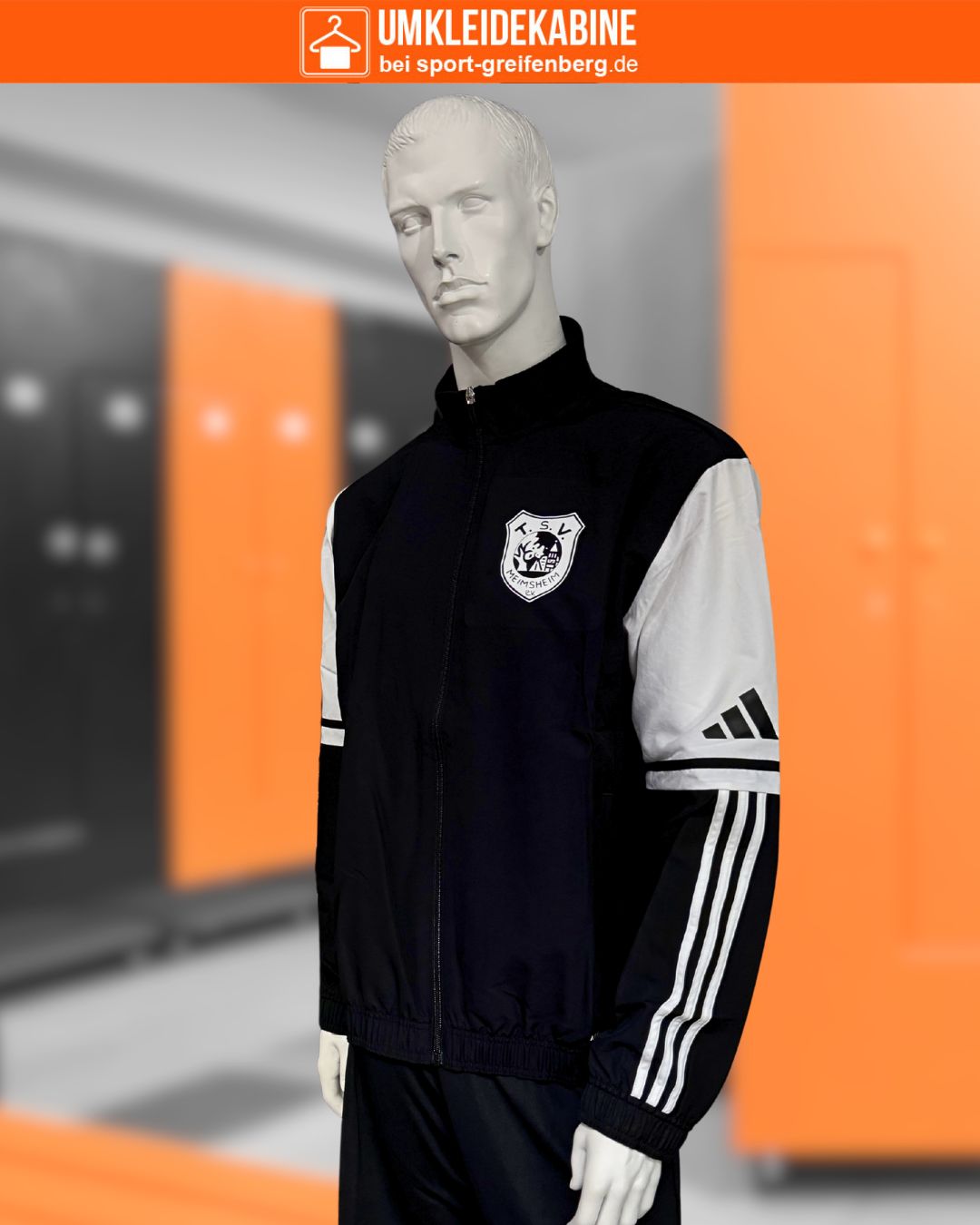 schwarze adidas Teamjacke mit weißer Bedruckung des Vereinslogo