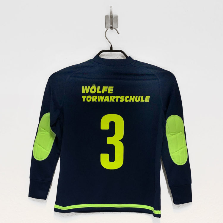 Die TSV Wolfsanger Torwartschule Trikots mit Nummern und Namen
