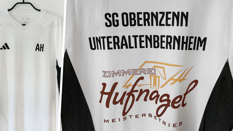 Die weißen adidas Trainingsshirts mit Druck als Sublimation