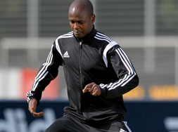 Adidas Condivo 14 Trainings Jacke Die Adidas Condivo 14 Training Jacket als Trainingsjacke der Teamline kaufen