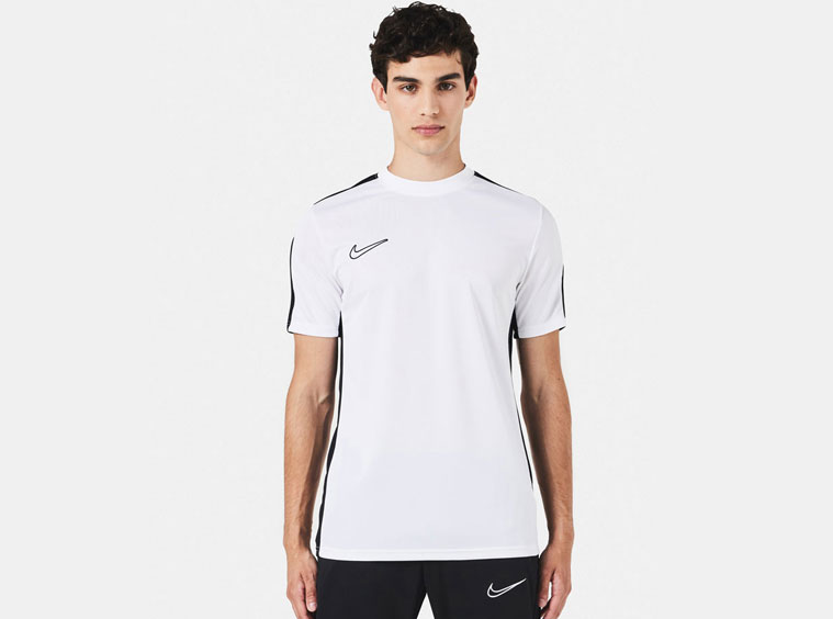 Nike Academy 23 Training Jersey als Trainingsshirt bestellen