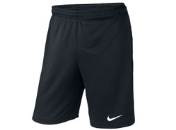 Nike Competition 13 Trainingshort online kaufen kurze Nike Competition 13 Trainingsshort mit längerer Schnittform für Sportler und Vereine kaufen